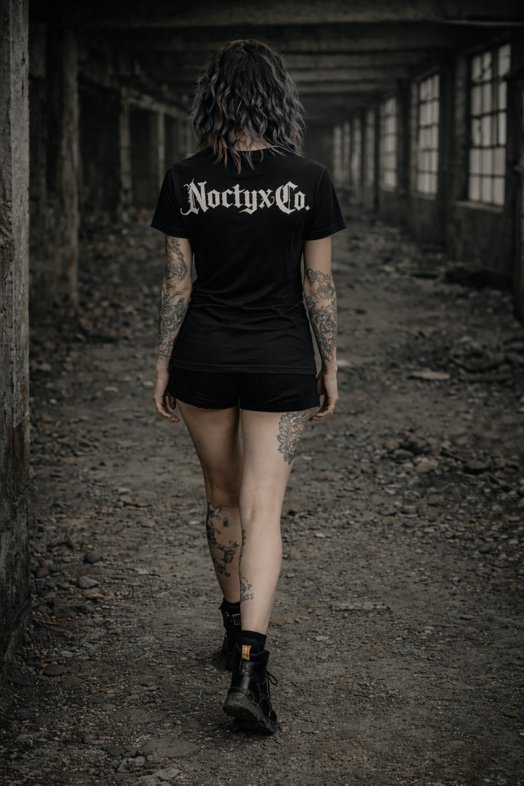 Signature goth Womans Tee